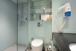 Ramada Encore Istanbul Bayrampasa - Bathroom