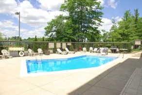 Hampton Inn Bloomington - Piscine