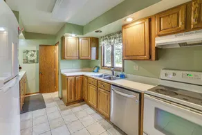Fish & Hike: Small-town Retreat 2 Mi to Burke Lake - Interior