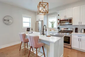Near Freeways! Centrally Located Denver Retreat - Innenbereich