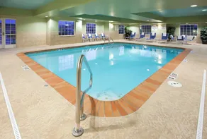 Holiday Inn Express - Columbus - Dublin by IHG - Piscina