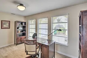 Canal-Front Cape Coral Family Home: Pets Welcome - Interiör