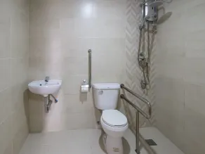 Super OYO 832 The Teepee Place Hostel & Residence Inn - Bathroom