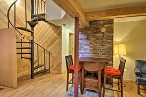 Pet-friendly Rumney Cabin on Stinson Lake! - Innenbereich