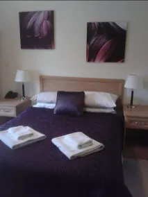 Cottage Lea's Country Hotel & Restaurant - Room