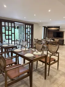  Lords Riverside Resort Muduba - A Wellness Nature Retreat - Restaurant