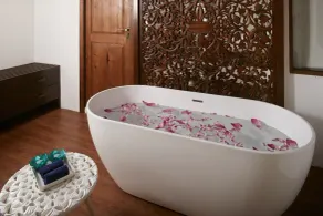 Flow by The Amber Collection - Luxury River Cruises in Sri Lanka - Bathroom