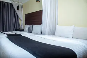 ROYAL CITY HOTEL-GARDEN - Habitación