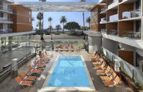 Shore Hotel - Piscine