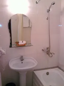 Silk Way Hotel - Bathroom