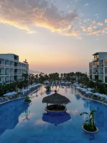 Oricon Coast Resort - Piscina