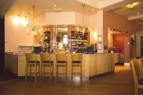 Premier Inn Newcastle City Centre - Quayside - Restaurant