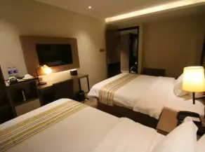 Home Inns Collection Hotel - Rom