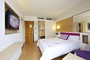 Hotel & Spa S'Entrador Playa - Rom