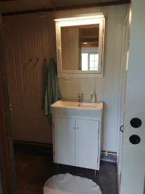 Cozy Cabin Retreat in Scenic Valley, E6 South of Trondheim - Badeværelse