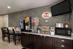 Super 8 by Wyndham Santa Clarita/Valencia - Restaurant
