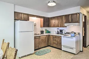 Highplaines Haven w/ Views, Hunting & Fishing! - Interior