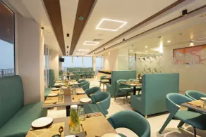 Le Crown Hotel - Restaurant