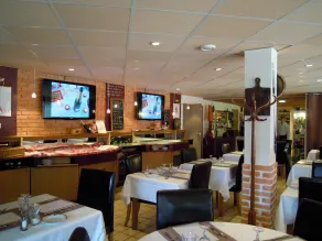 Logis Hotel Restaurant Bagatelle - 51530 Dizy - Restaurant
