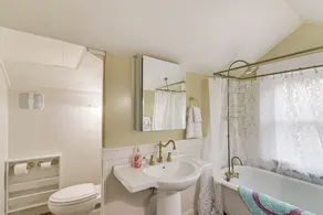 Galveston Bay Retreat: Historic La Porte Home! - Intérieur