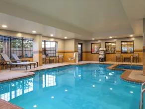 Staybridge Suites Indianapolis Downtown-Convention Center by IHG - Piscine