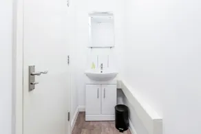 Aisiki Living at Alexandra Road, 2-Bedroom & 2-Bathroom with King or Twin Beds with Free Wi-Fi and Parking Space - Bad