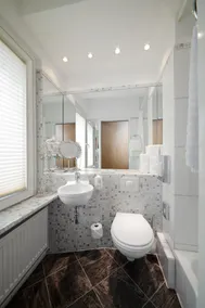 Hotel Stella Maris - Bathroom