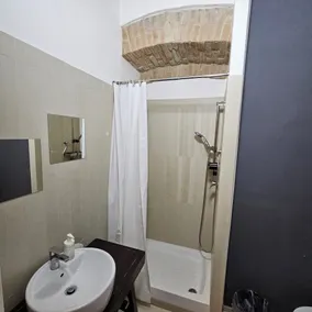 ROOM & PARKING in Centro Città con Parcheggio Privato e WIFI - Bad