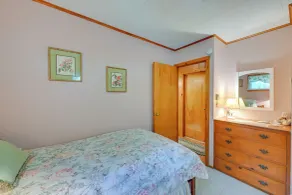 Walk to Beach: Long Island Wine Country Home! - Interior