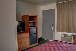 The Palms Motel - Room