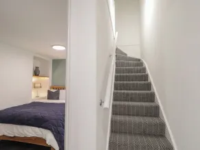 Wee Flat - Rom