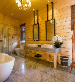 Midea Egret Lake Car Camp - Baño