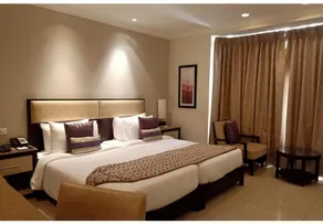 Sarovar Portico Surajkund - Room