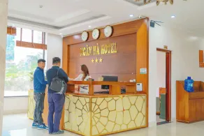 Ngan Ha Hotel Panorama View - Reception