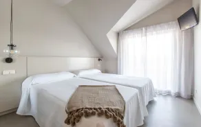 Apartamentos Dena - Værelse