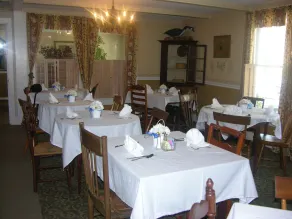 Highlands Inn - Restaurant