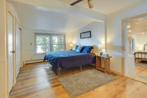 Waterfront Spirit Lake Vacation Rental with Dock - Innenbereich