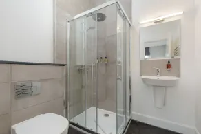 Destiny Scotland Hanover Apartments - Badrum