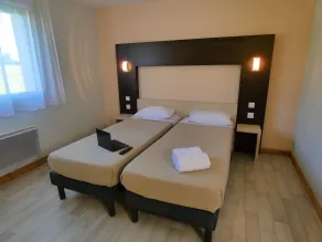 Hôtel Azur Saint Junien Cit'Hotel - Værelse