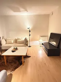Bright Modern Apartment in City Center - Vardagsrum
