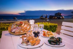D Varee Jomtien Beach, Pattaya - Restaurant