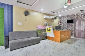 Townhouse Gomti Riverfront Park Formerly Lucknow Inn - Recepción