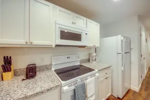 LaBelle Apartment, Close to Parks! - Innvendig