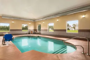 La Quinta by Wyndham Lackawanna - Piscine