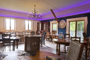 LES LAVANDIERES DE FONTAINE - A - Restaurante