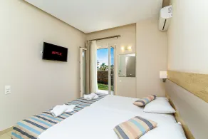 Theo Star Beach Hotel - Chambre
