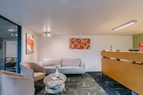 429 Apartments & Suites - Reception