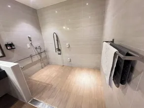 Jasmine Bay - Bathroom