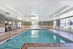 Homewood Suites by Hilton Cambridge Waterloo Ontario - Piscine