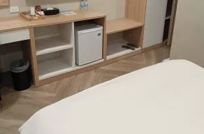 Mu Chen Hotel - Room
